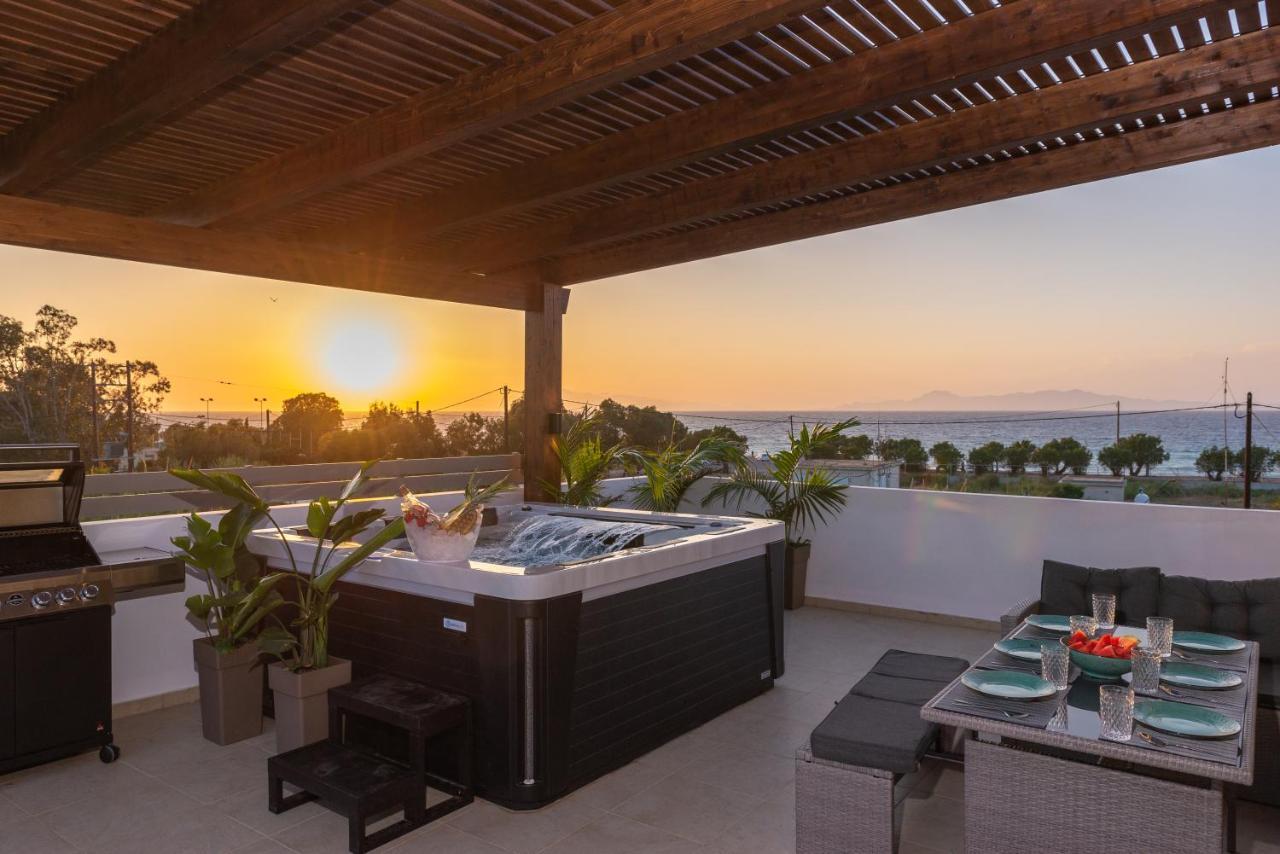 Odyssea Top View & Hot Jacuzzi Front Beach Kremastí Extérieur photo